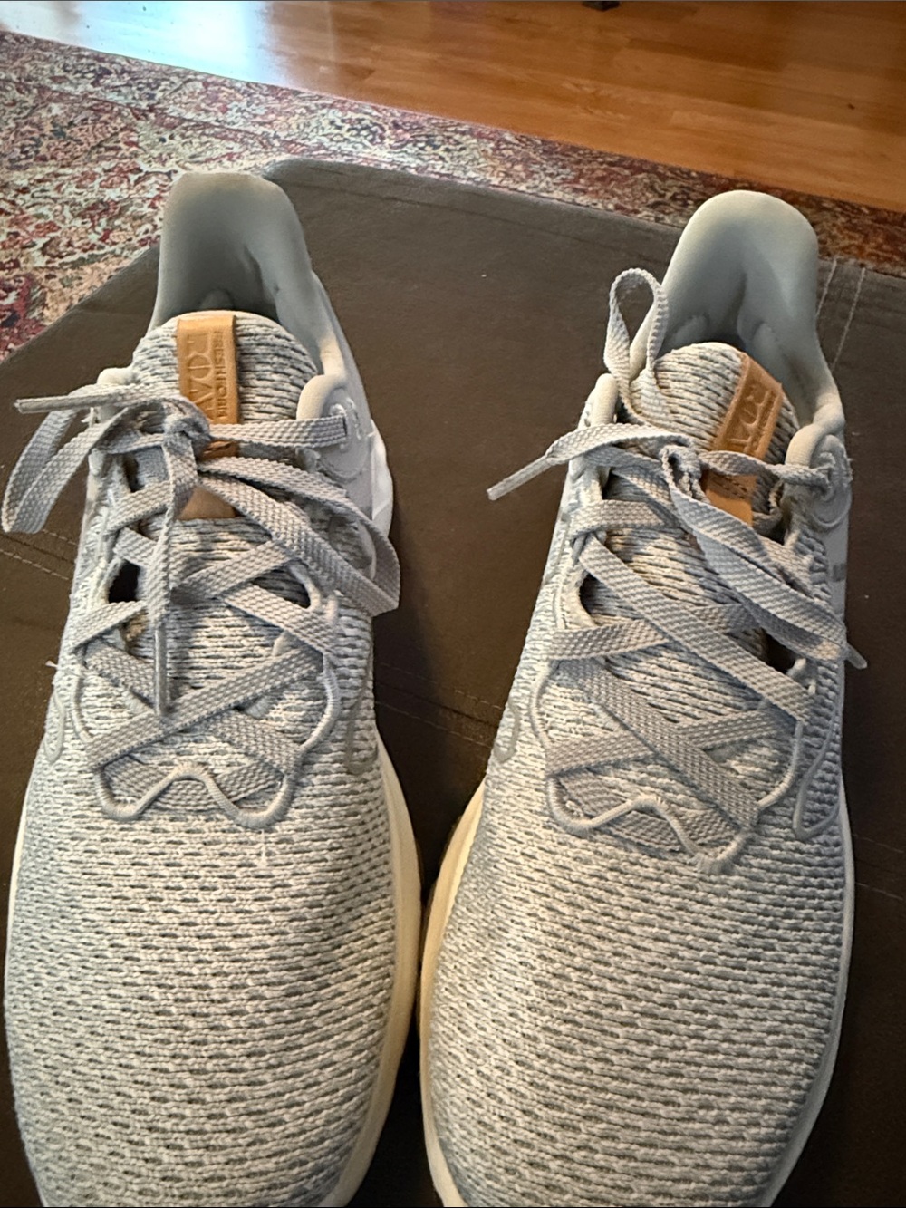 Mesh and synthetic running shoes, New Balance Fresh Foam Roav V2,/Sea Salt color